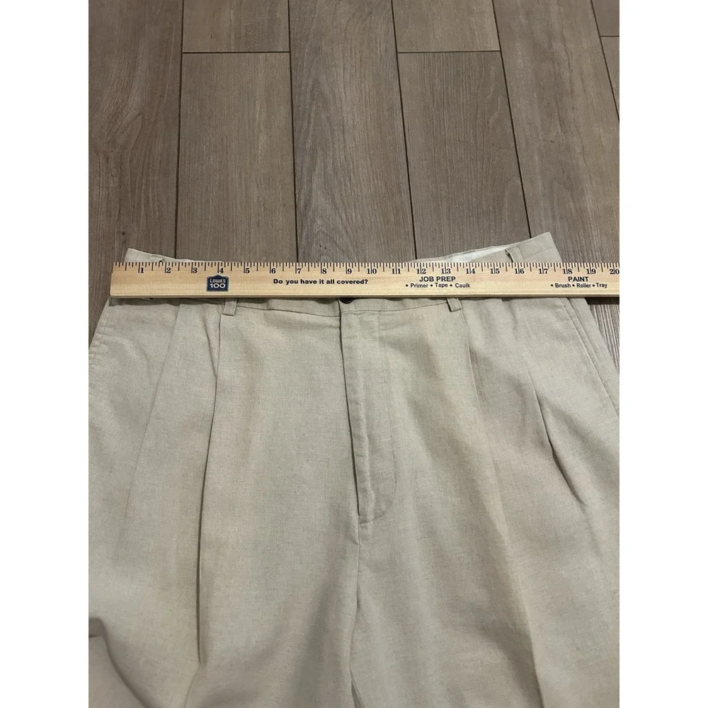 Van Heusen Men's Dress Pants 36x30 Beige Mid-Rise Pleated Cuffed Linen